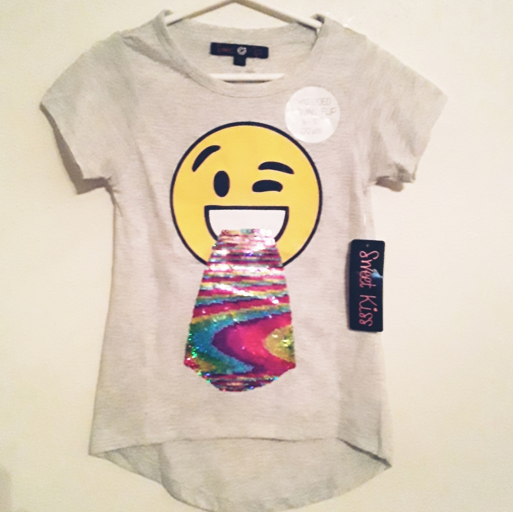 Emoji Tee